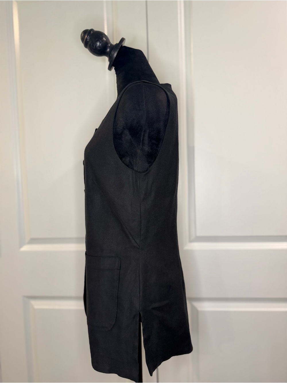 Maeve Classic Black Button-Front Sleeveless Women's Vest Top size Small - Picture 4 of 14